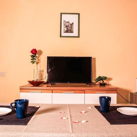Netflix - Centro Storico Urbino Apartment Exterior photo